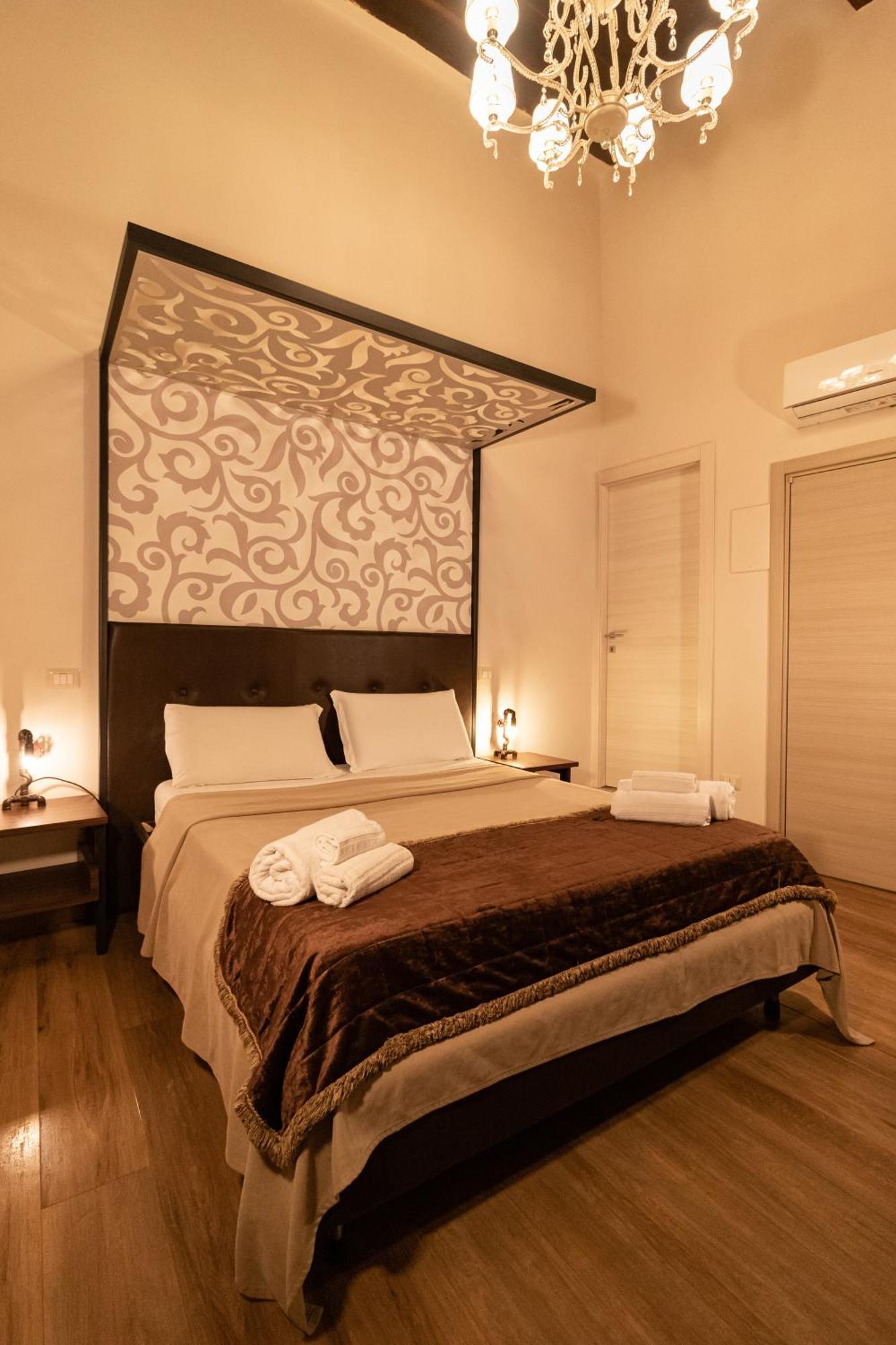 Duomo Luxury Bed & Breakfast Napoli